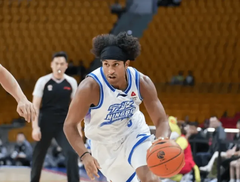 kaiyun-开云中国官方网站-富兰克林-杰克逊末节24分，全场21中11砍下29分2篮板2助攻